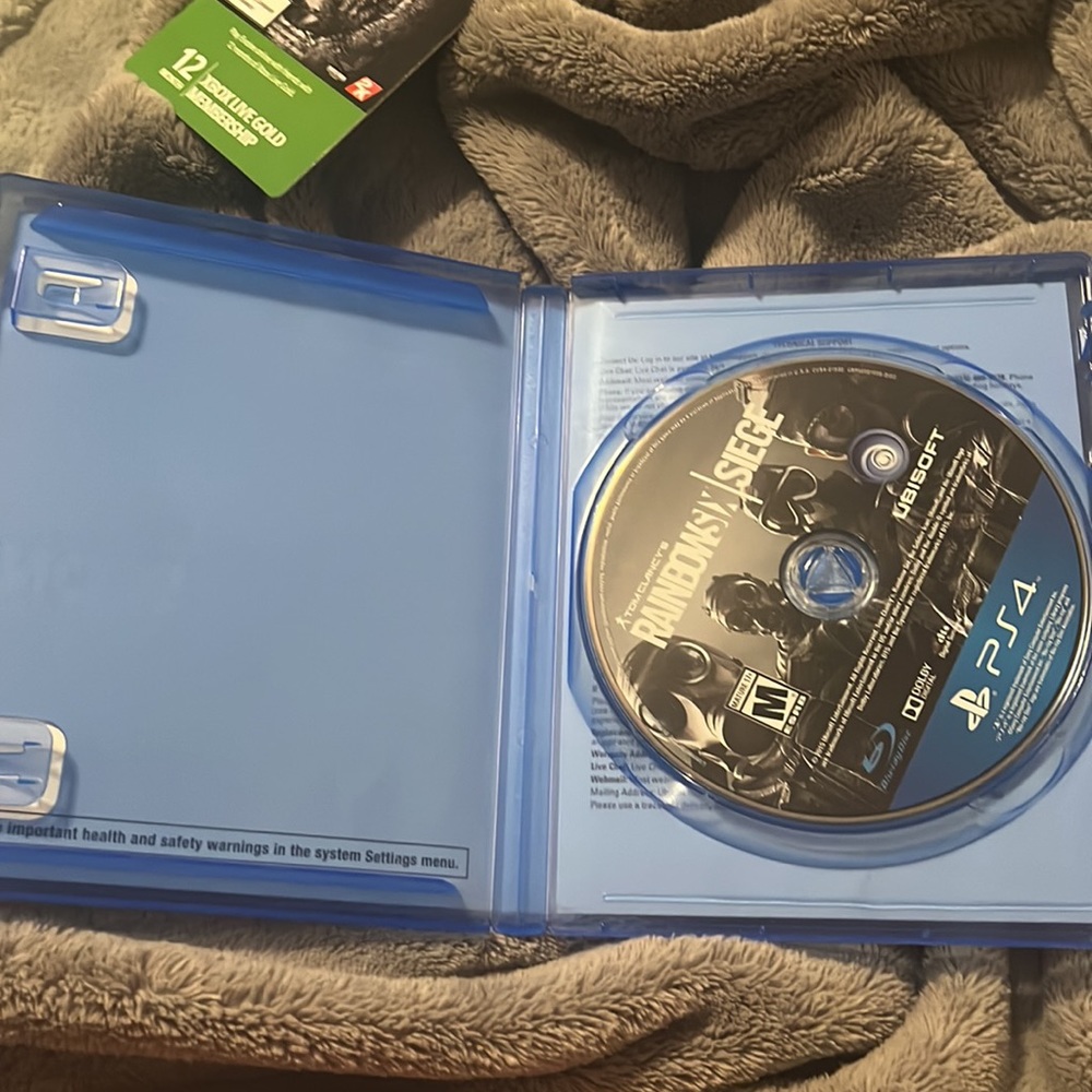 PS4 video game - Picture 2 of 3